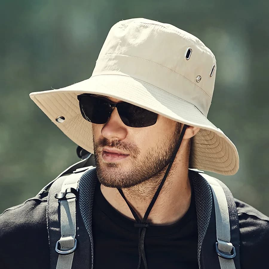chapeau de soleil moderne
